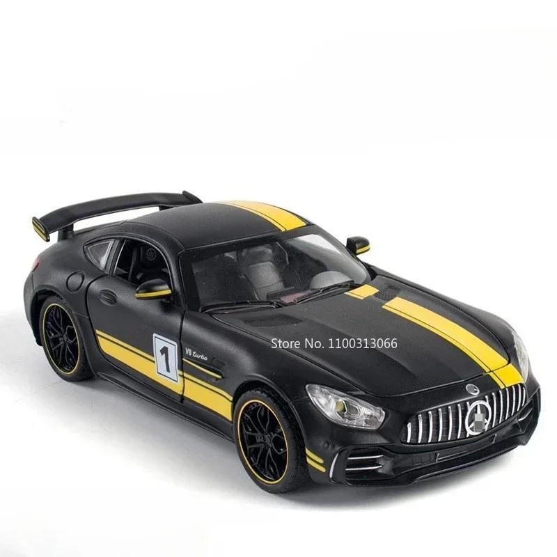 1:24 Alloy GTR Cars Models Diecasting Toys Light Music Miniature Vehicles Wheel Pull Back Sports Car for Kids Decoration Gifts
