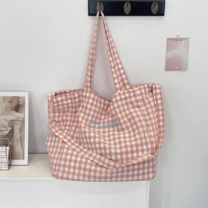 

4 Sweet plaid cloth bag New lazy wind large capacity student class shoulder crossbody tote bag