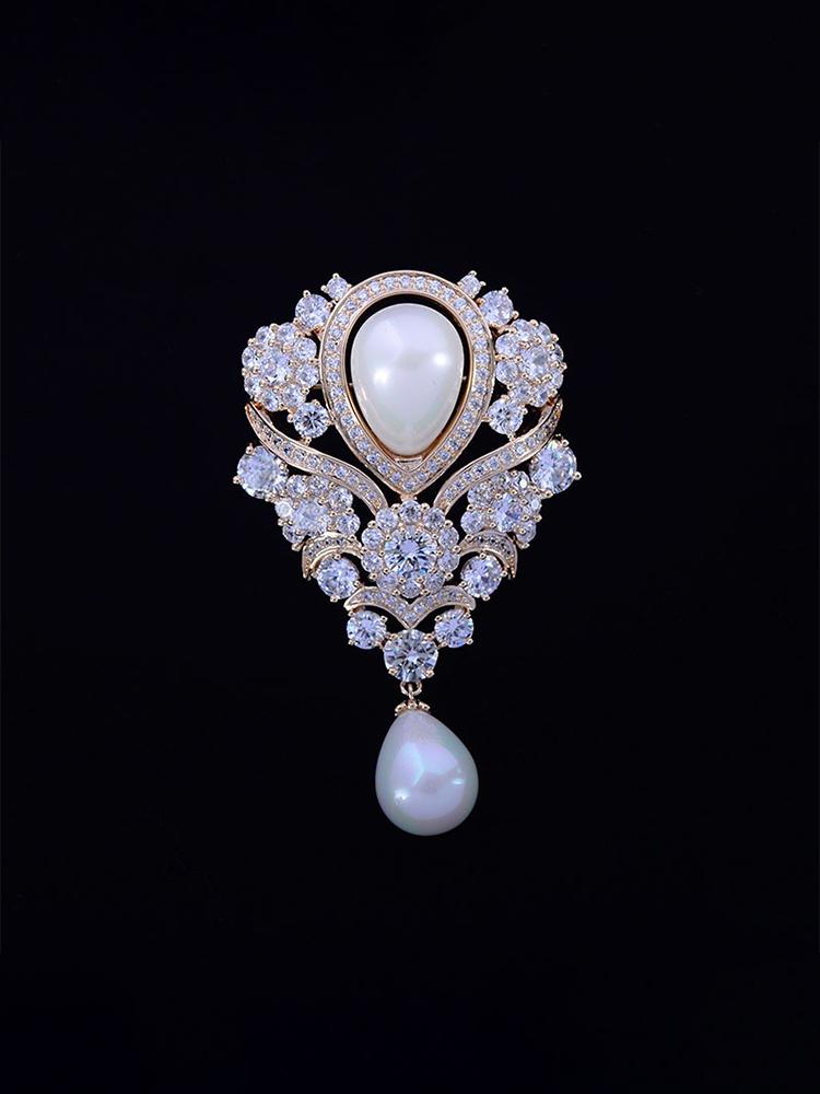 Droplet Style Brooch Simulation Pearl Coat Dress Accessories