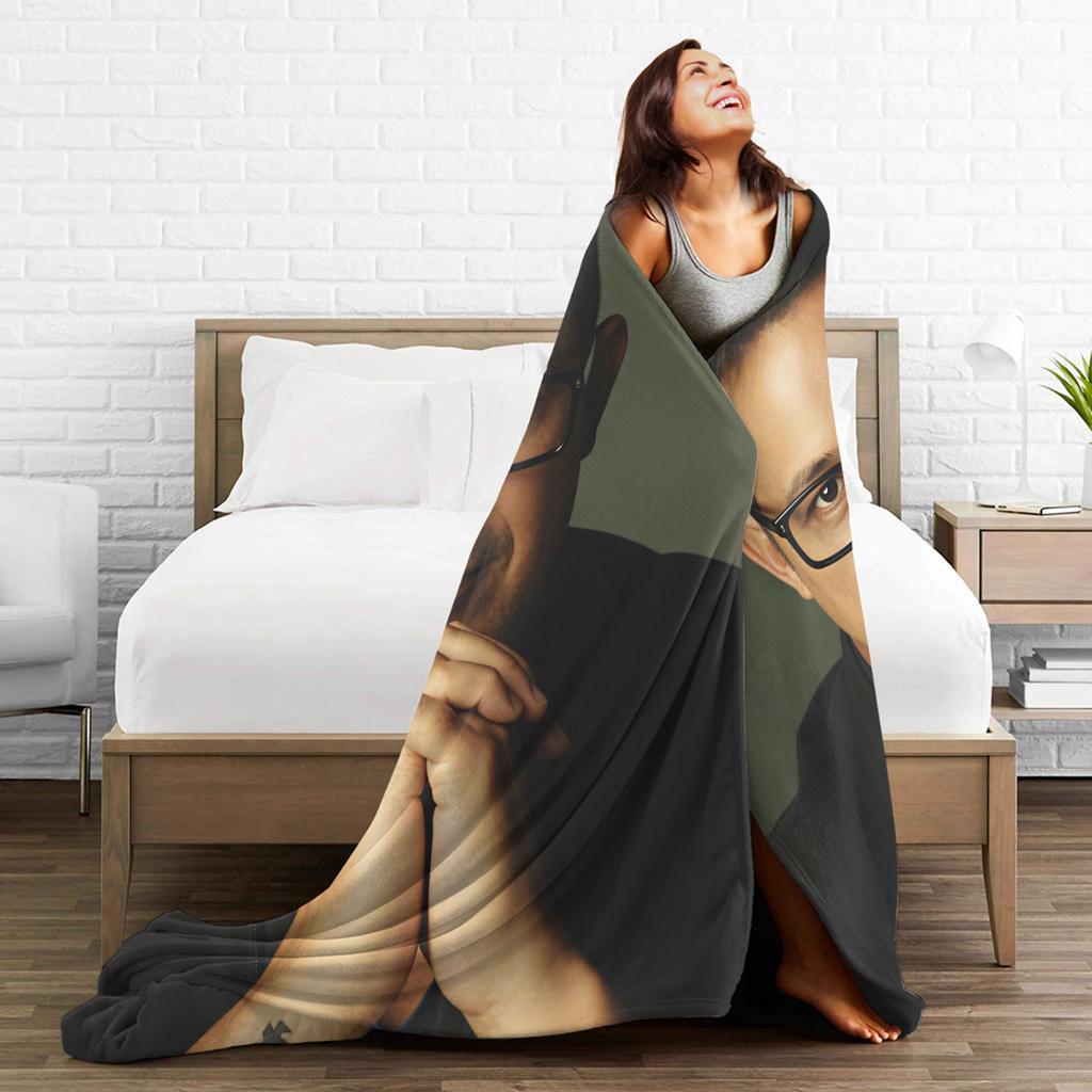 Alejandro Sanz Singer Warm Blanket Camping Plush Throw Blanket Novelty Couch Chair Flannel Bedspread Sofa Bed Cover