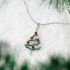 Huitan Weihnachtsbaum Anhänger Halskette Neujahrsgeschenk für Frauen Buntes CZ Bling Bling Halszubehör Party Statement Schmuck