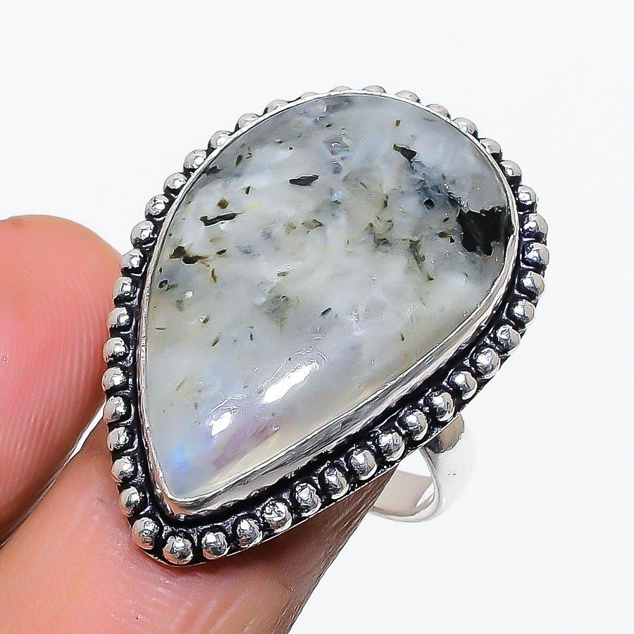 

Rainbow Moonstone Gemstone Handmade 925 Sterling Silver Jewelry Ring Size 8 SU-10544