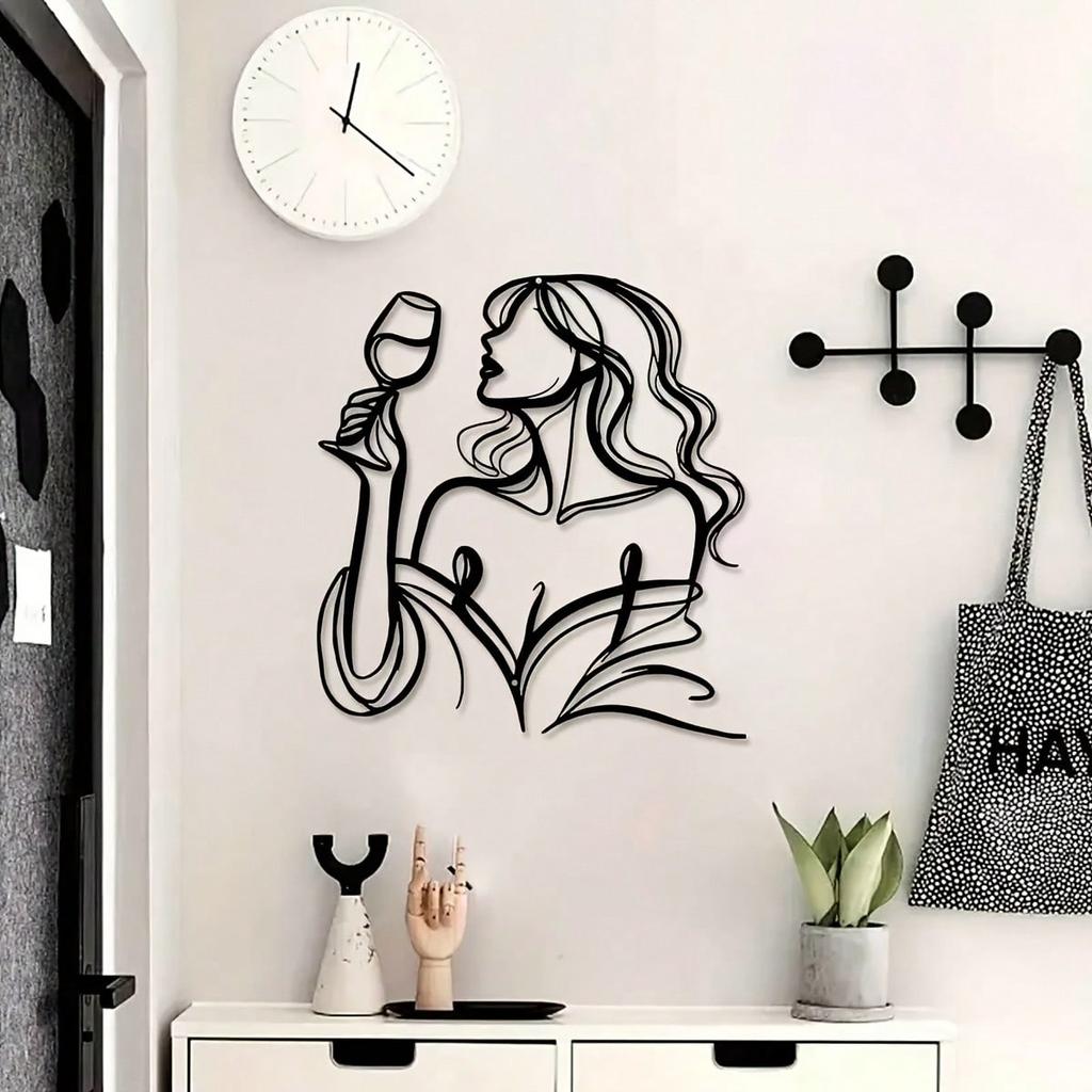 Elegant Metal Wall Art Female Sculpture Indoor Outdoor Modern Decor Minimalist Home Living Room