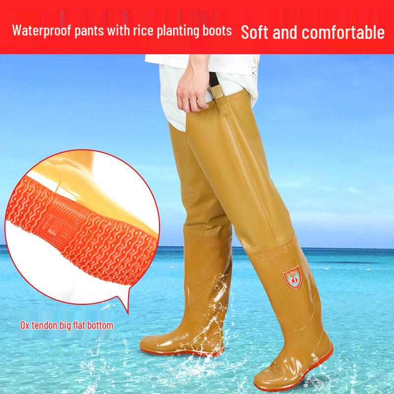 Macacão Impermeável com Botas de Cano Alto