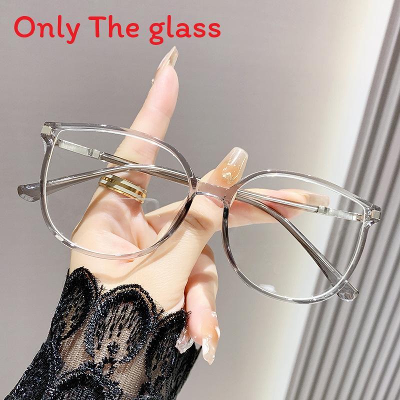 

Old Lady Fashion Blue Light Blocking Eyewear With Large Frame For Senior Women Summer 2025 Gray