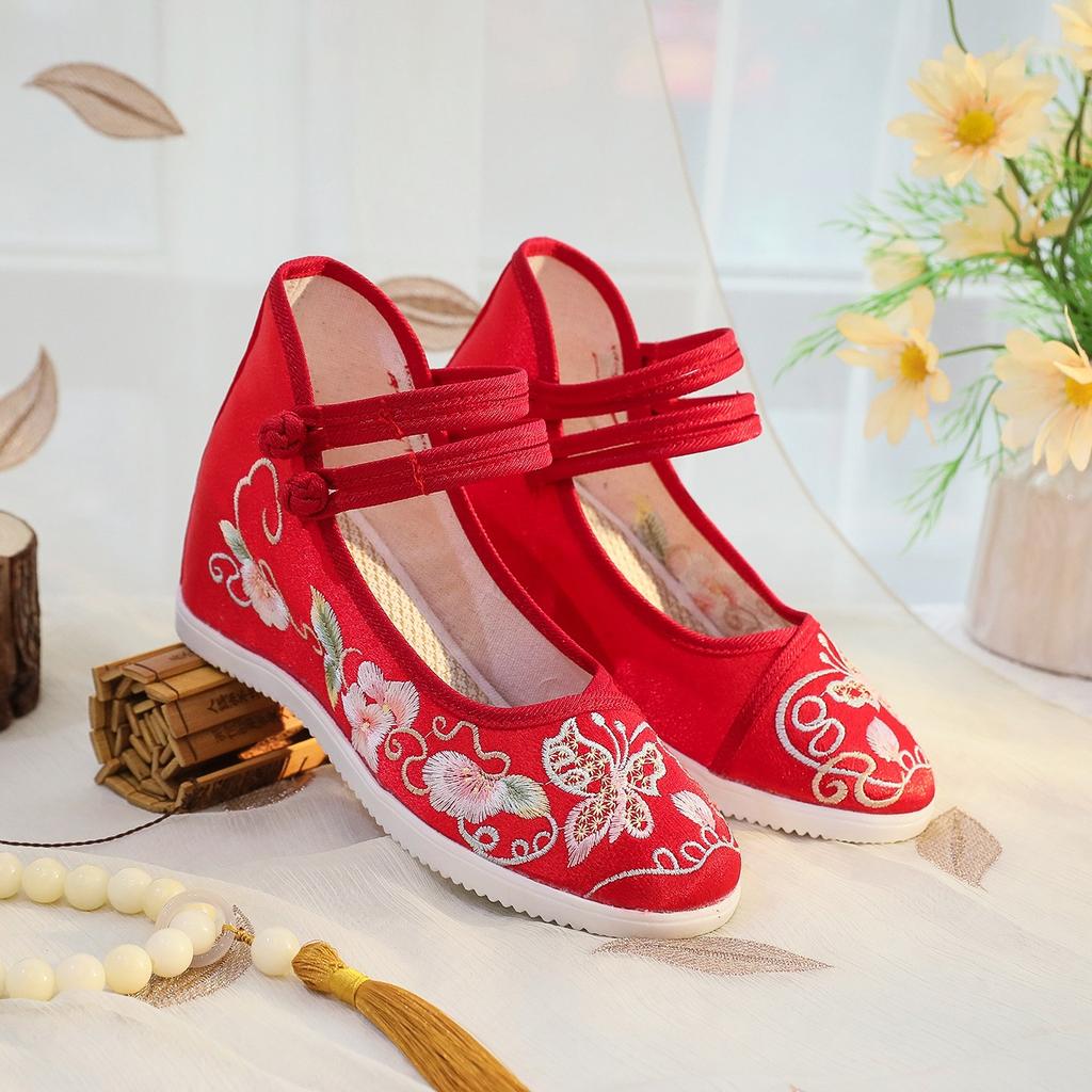 [Die Yun] 2025 Spring New Old Beijing Cloth Shoes Women's Inner Height Increase Embroidered Shoes New Chinese Antique Hanfu Shoes