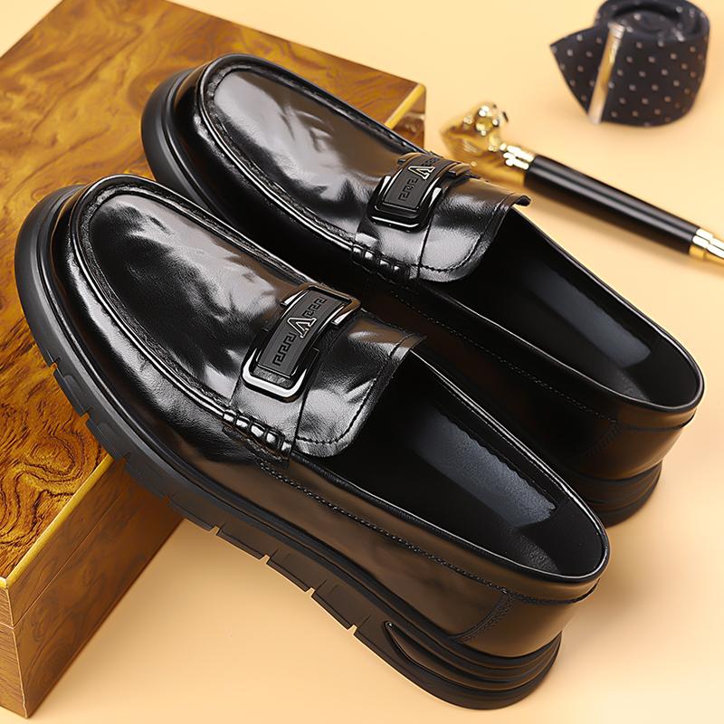 Fashion None Slip Mens Stitching Loafers Handmade Leather Business Shoes Wedding Formal Casual Shoes New Leisure Walk Male Slip On Flats
