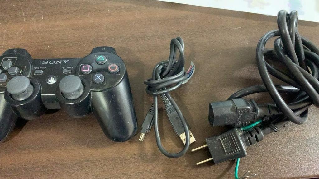 PLAYSTATION 3 Clear Black (40GB) [Discontinued]