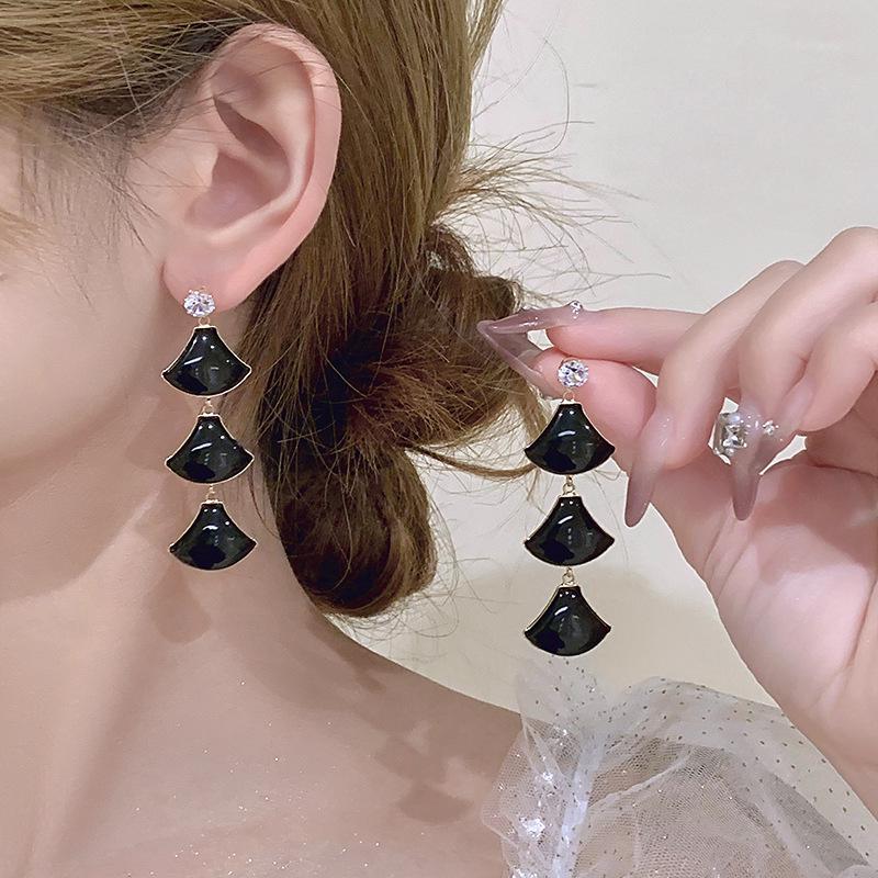 Korean Long Fan Earrings for Women - Autumn/Winter 2024 Trendy Niche Design