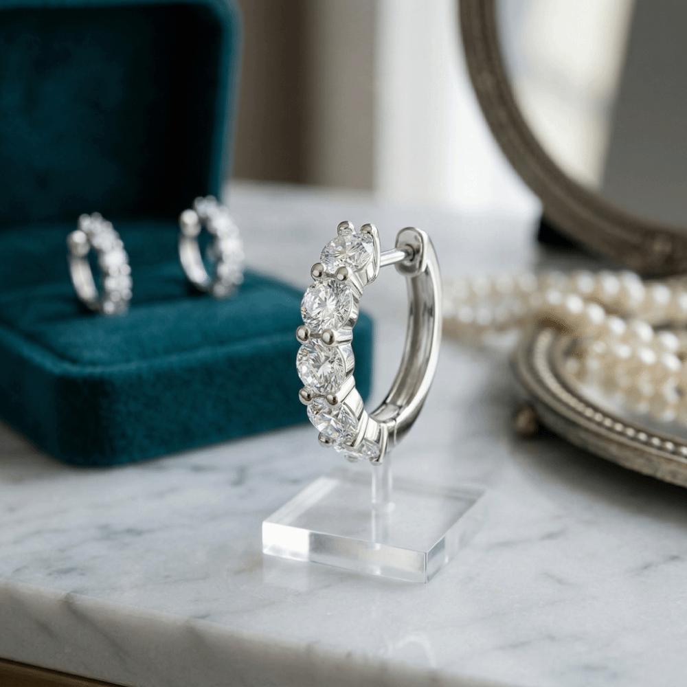 Temperament Crystal Studded Earrings Light Luxury Plain Round Earrings Zircon Ear Stud  Punk Style