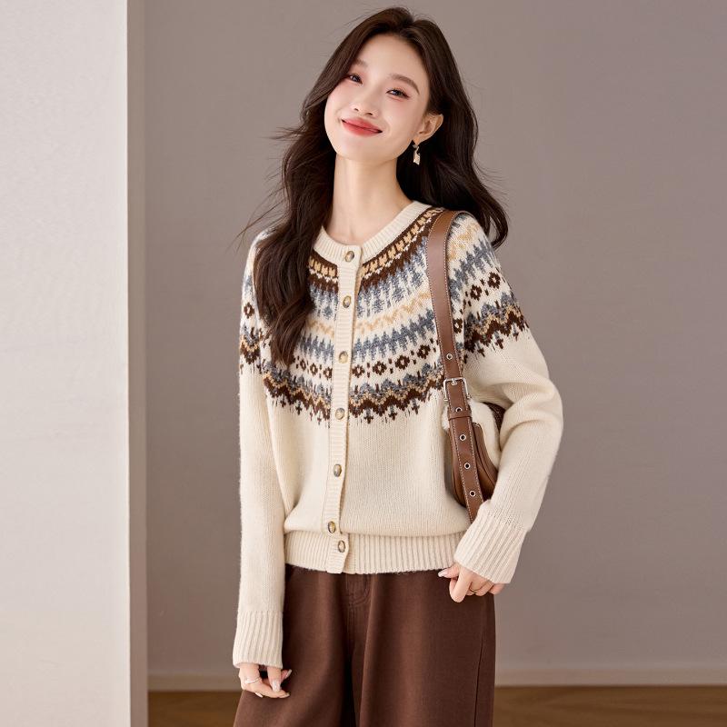 Women's Fair Isle Jacquard Knit Wool Cardigan Coat - Warm Button Sweater for Autumn/Winter