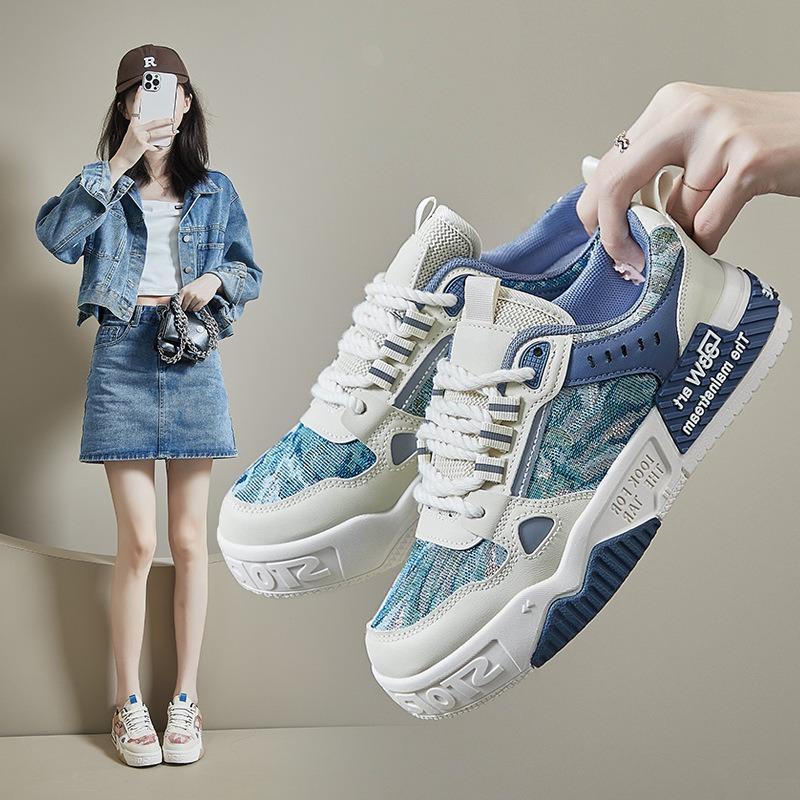 New Style of Student Running Sports Board Shoes Height-increasing Casual Shoes