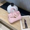 Platinfarbene Tasche mit goldener Schnalle Handtasche aus echtem Leder mit großem Fassungsvermögen für Damen Modische Umhängetasche im neuen Stil
