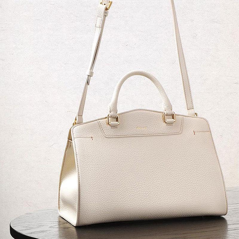 Women's Handbag with Fashionable and High-end Feel, Women's Simple and Versatile Commuting Bag, New Large Capacity Tote Bag