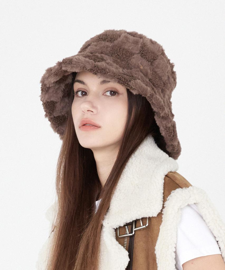ULUK Circle-Decorated Check Fur Boucle Bucket Hat_Brown