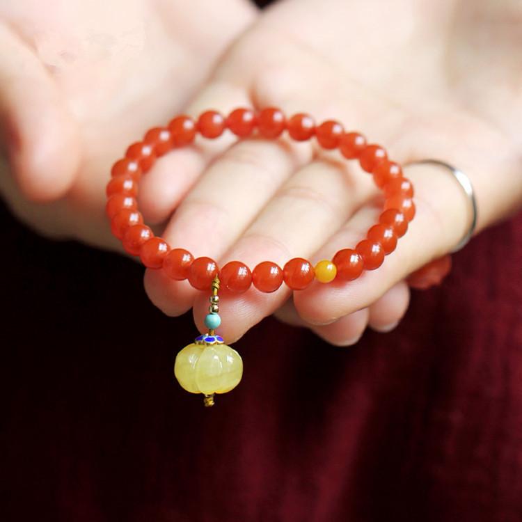 Natural Southern Red Agate Liangshan Cherry Red Single-Loop Bracelet with Southern Red Agate and Amber Pumpkin Pendant, Fresh and Fashionable Style