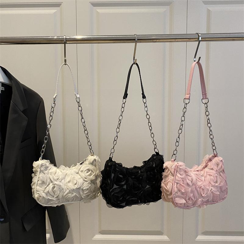Ladies Summer New Romantic Cute Mesh Flower Shoulder Bag Commuter Chain Armpit Bag