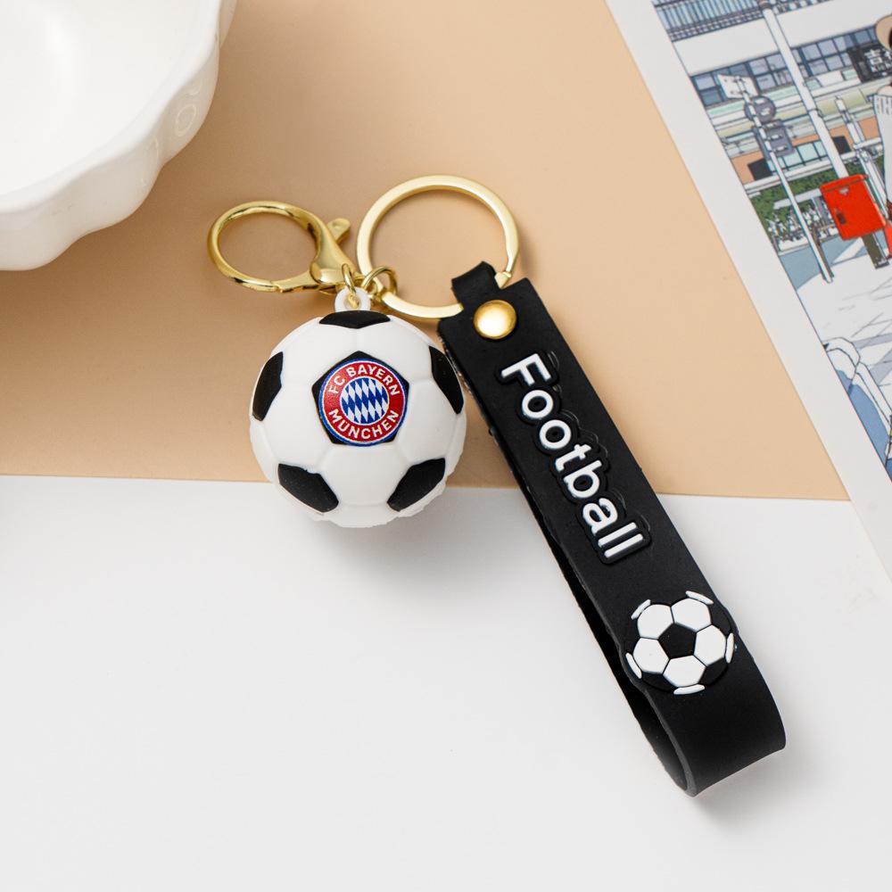 Fußball Schlüsselanhänger 2026 – Sportlicher Auto- & Rucksackanhänger für Fans, Fußball-Themen-Geschenk für Männer, Jugendliche & Sportler