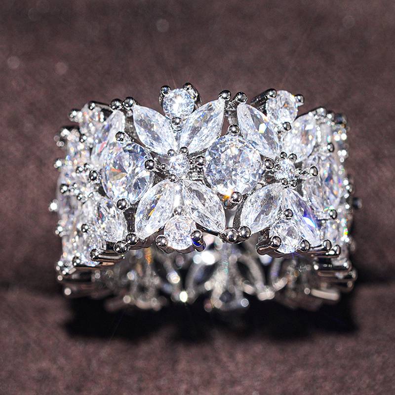 

Huitan Charming Flower Design Women Ring Fresh Style Full Sparkling CZ Fashion Elegant Wedding Daily Accessories Party Zircon 6