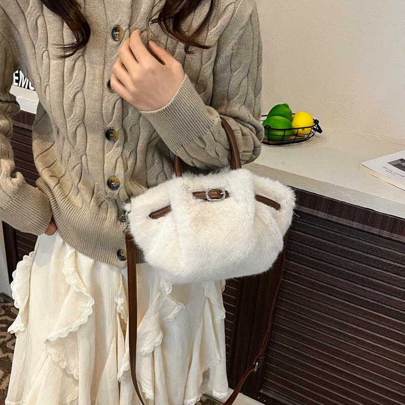 Commuter Messenger Bag Plush Bag Women's Shoulder Bag
