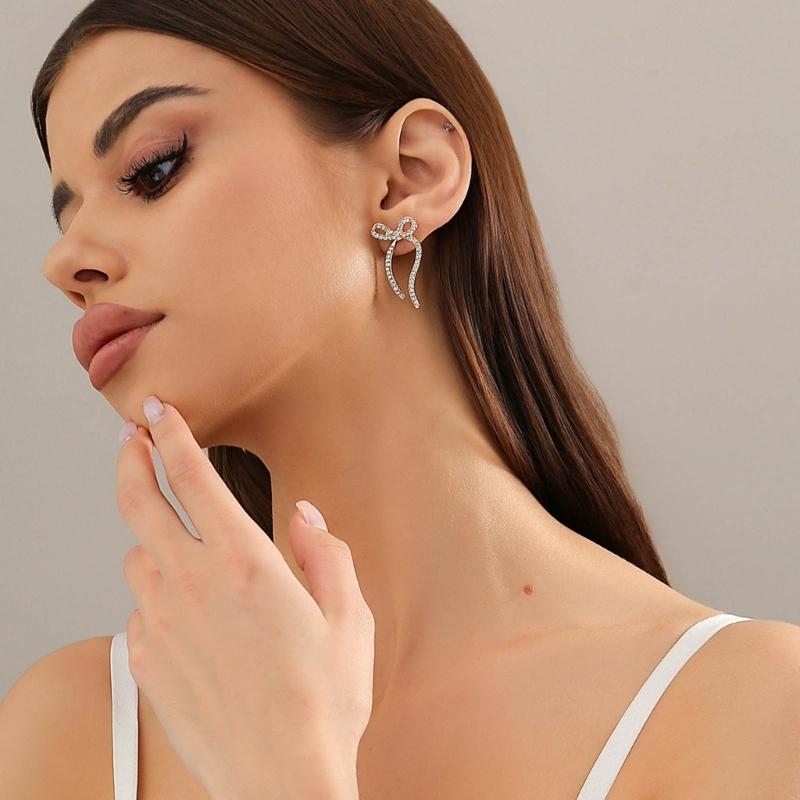 Bowknot Ear Studs Fashion Bowknot Earrings Trendy Jewelry Alloy Material Ear Pendants for Fashion Forward Individuals