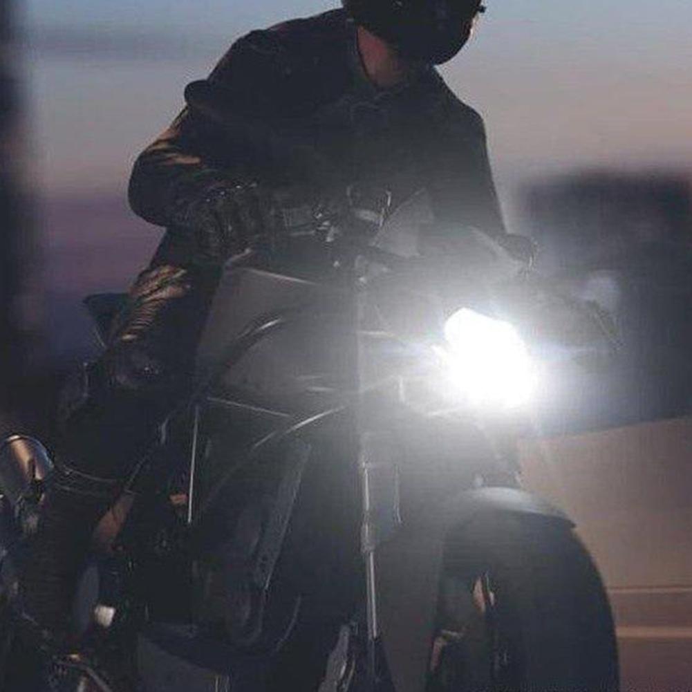 Safety First Motorcycle Headlight Bulb Vibration Resistant P15D H4 LED Light