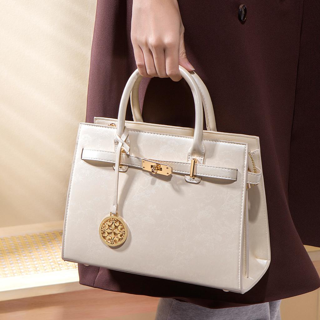 New Chinese Mother'S Day Send Mom Wedding Bag Bridal Bag High-End Atmospheric Embroidery Medium And Niche Women'S Bag