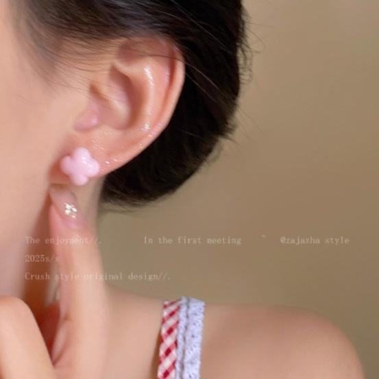 Candy Clover Earrings Women's Summer Sweet Dopamine Stud Earrings Unique Beautiful Cute Earrings