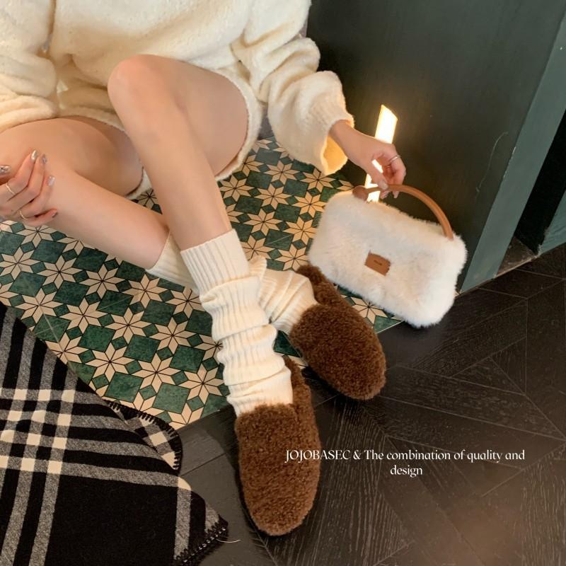 Suede casual and comfortable girls flat-bottomed bag head drag autumn and winter fairy style retro gentle flat-bottomed versatile fluffy shoes tide