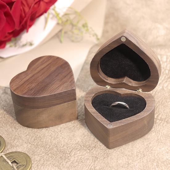Jewelry Box Heart-Shaped Walnut Wood Ring Storage Box with Velvet Padding Smooth Polished Surface Weddings Proposals Ring Case