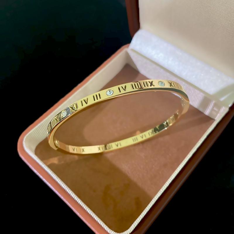 K Rose Buckle Bracelet Korean Style New Bracelet High-end Hand Jewelry