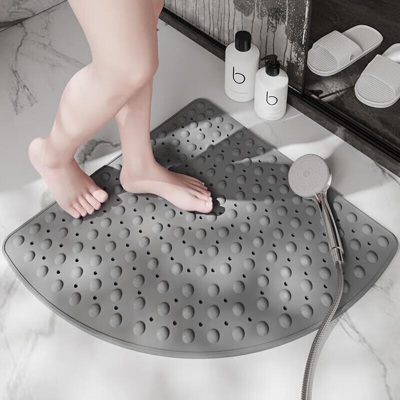 Milin PVC Fan-shaped Shower Mat