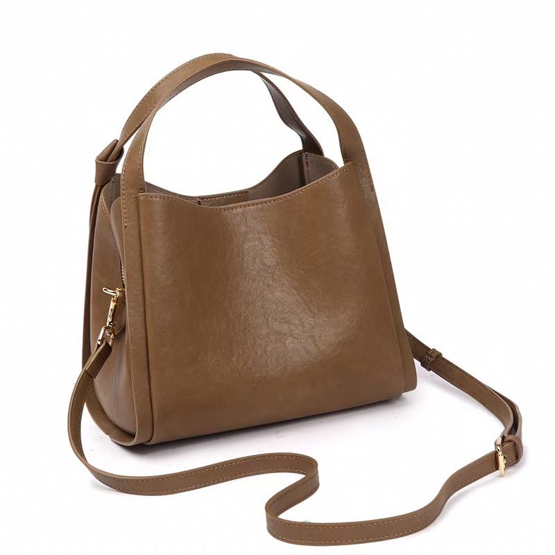 2025 Autumn Winter New Cowhide Vegetable Basket Bag Single Shoulder Handbag Genuine Leather Women's Bag Commuter Crossbody Bag