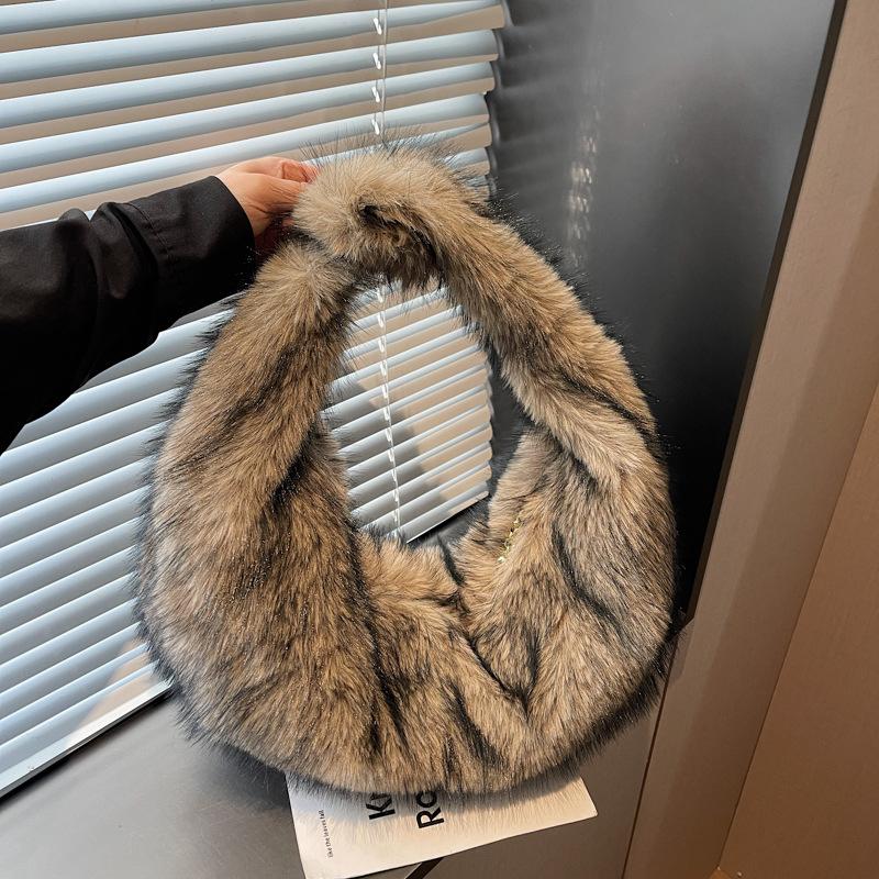Winter Fluffy Plush Shoulder Bag Half Moon Hobos Faux Fur Bags for Women Handbags Soft Warm Shopper Tote Cloud Dumpling Bag