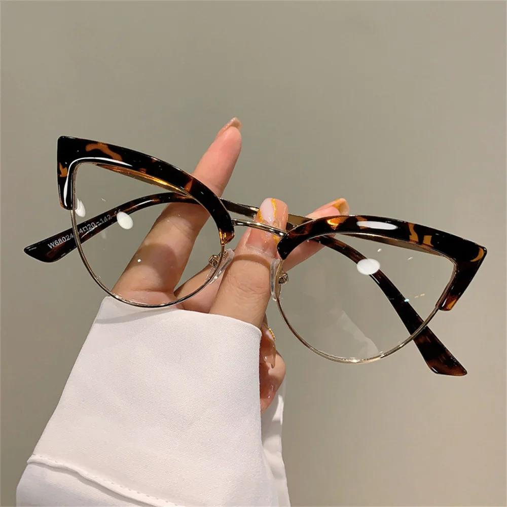 Stylish Latest Classic Cat-Eye Glasses Frame Latest Stylish Metal Women Eye Wear Stylishy Design Non-prescription Glasses