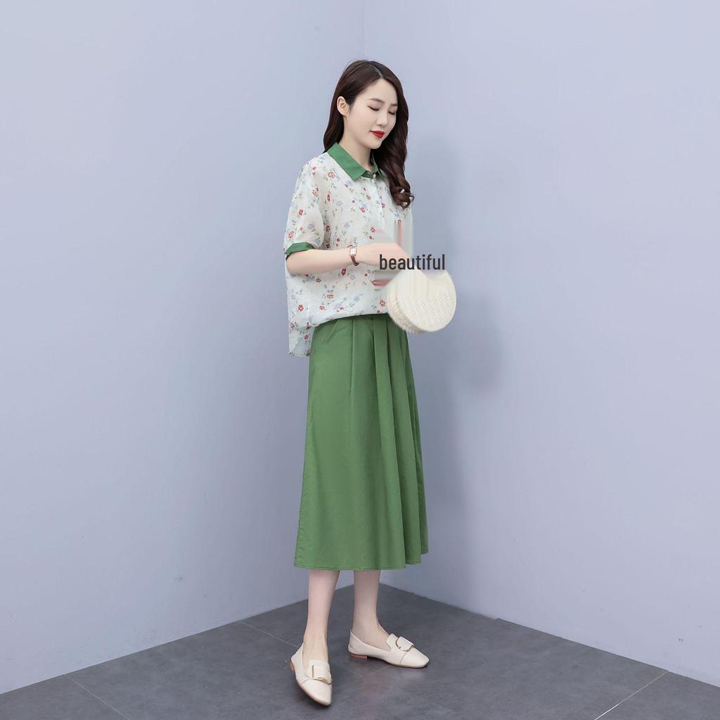 Women's Summer 2025 Floral Ramie Two-Piece Suit: Age-Reducing Top and Skirt Set