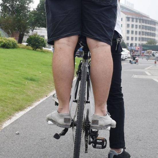 1 paio di scanalature antiscivolo, robusti, portanti, ad alta durezza, pedali posteriori per bici, poggiapiedi in alluminio, accessori per bici