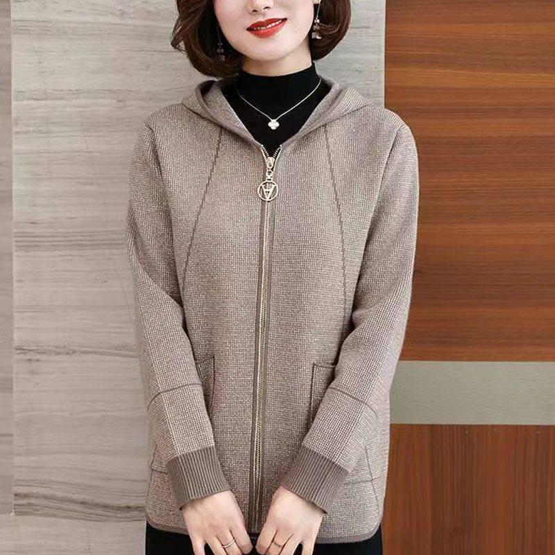 Mom's Spring & Autumn Hooded Wool Cardigan: 2025 Fashionable Short Knit Coat for Middle-Aged Women with Pockets.