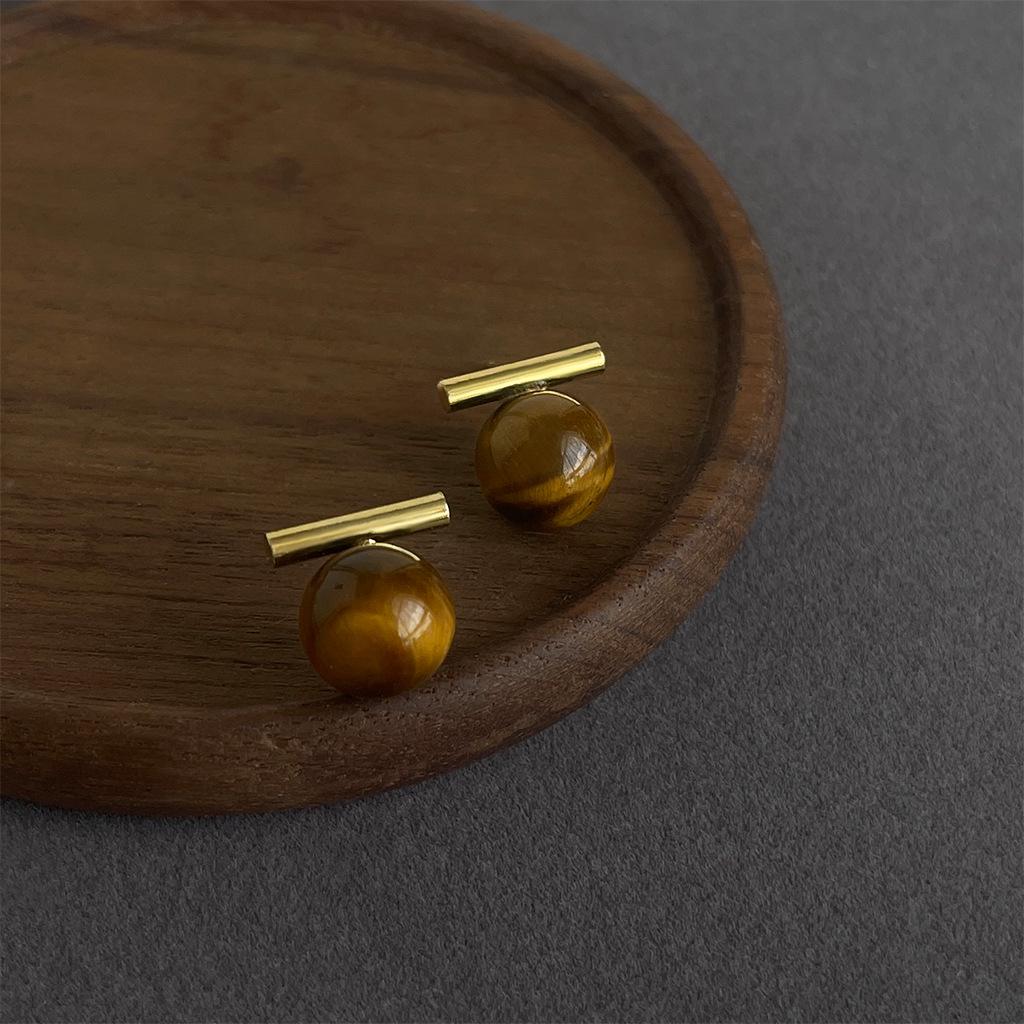 Retro Melaard Tiger's Eye Handmade French Light Luxury Stud Earrings for Women