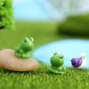 Mini Grønn Frosk Figurer Hagestatuer Bedårende Utseende Livlig Farge Kompakt Størrelse Frosk Dyremodell Leker