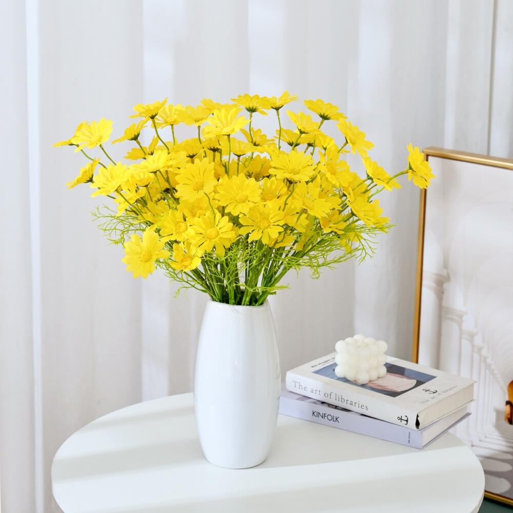 5 Heads Artificial Daisy Flower, Realistic Faux Floral Design, For Living Room Bedroom Tabletop Home Decoration, Decor Supplies