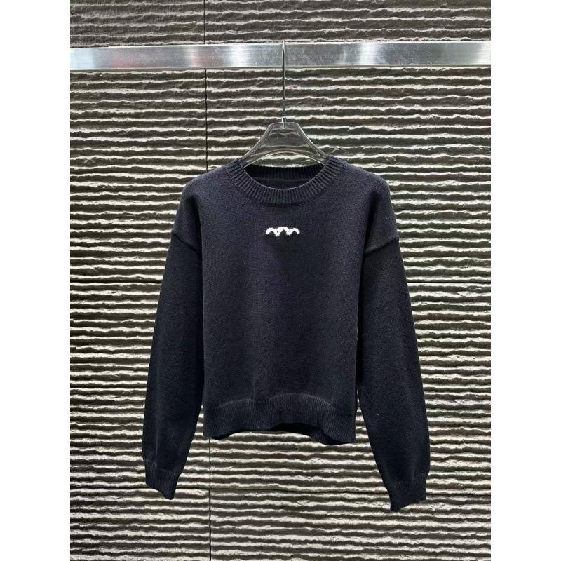 European Style Jacquard Logo Round Neck Knit Pullover - Casual Versatile Long Sleeve Top for Spring