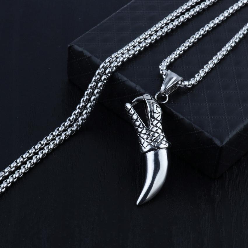 Predator Claw Necklace Silver Chain 345