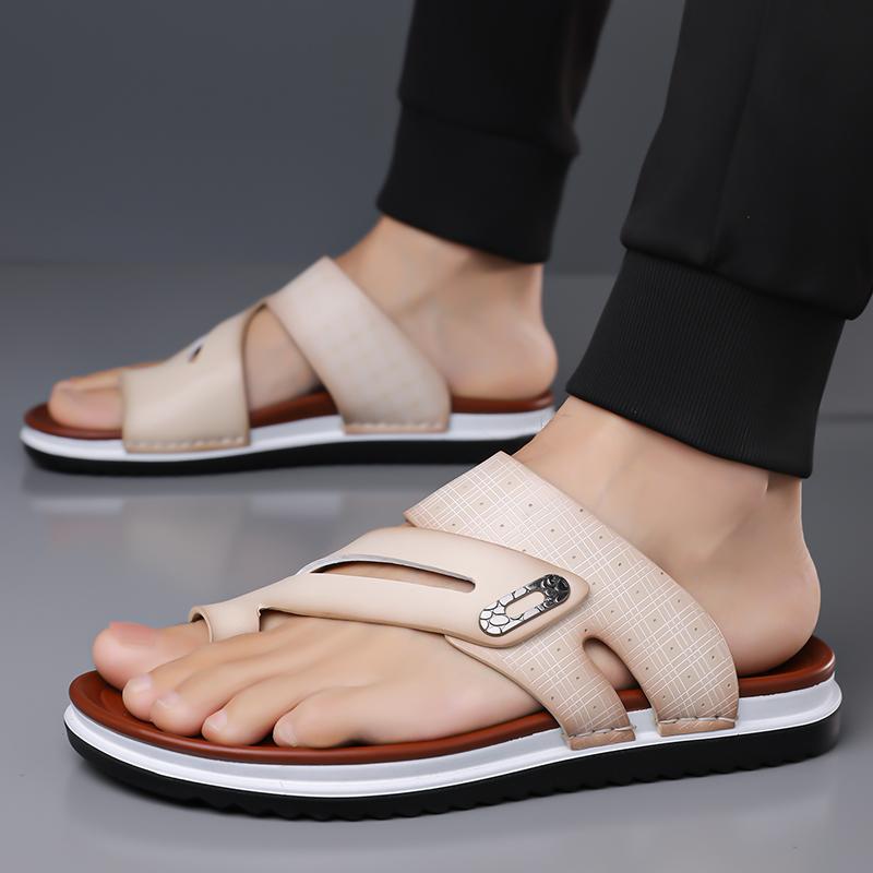 Men Flats Slippers Summer Brown Wide Head Roman Sandals Retro Flip Flops Black Leather Beach Shoes Plus Size