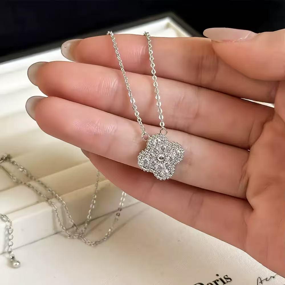 Korean Minimalist Four-Leaf Clover Diamond Heart Bow Clavicle Necklace