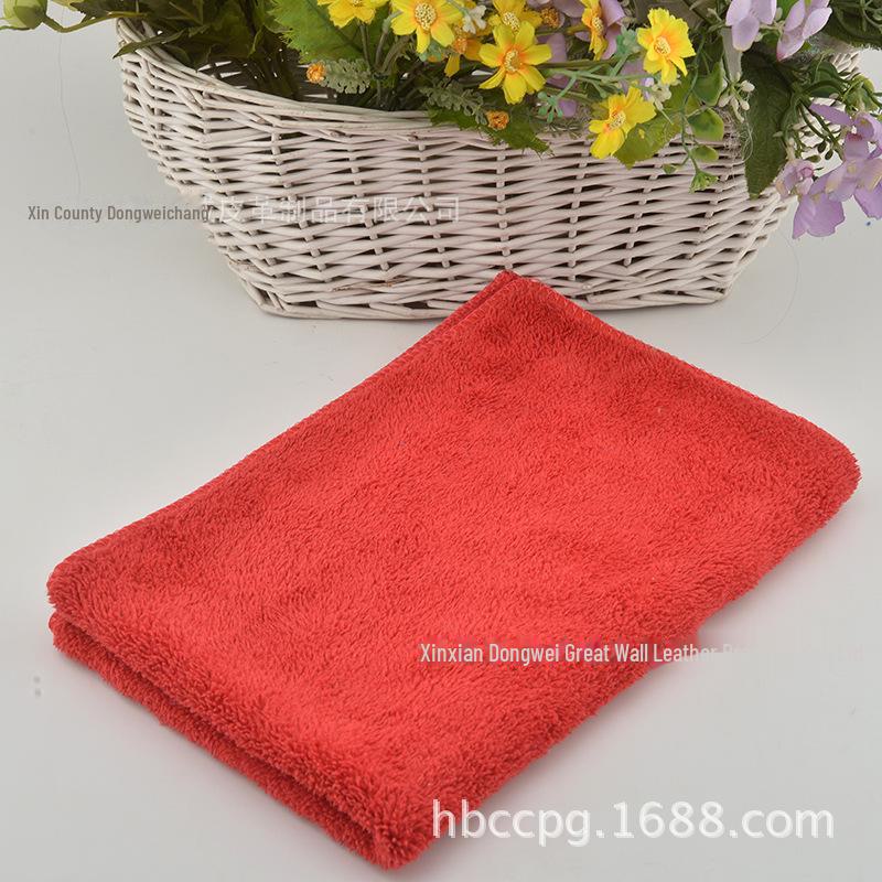 

Полотенца для чистки автомобиля с микрофибровой кромкой — разные цвета и размеры (40x60). Минимальный заказ: 1 Полотенце.