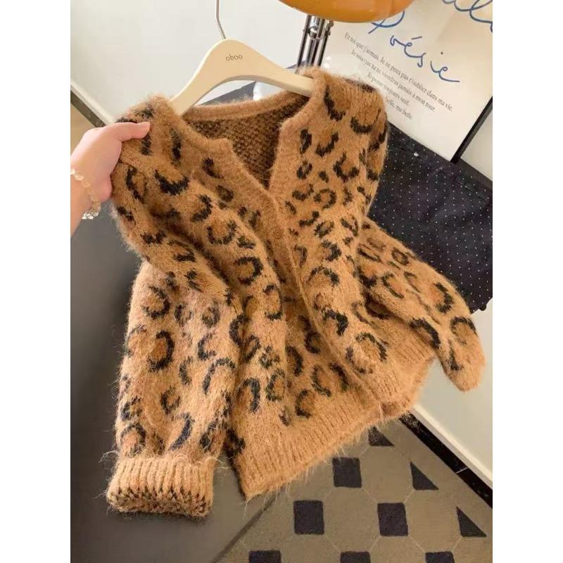 

Женский короткий вязаный кардиган-свитер с V-образным вырезом и длинными рукавами с полным принтом леопарда, новый нишевый топ L