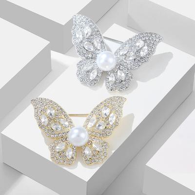Luxury and Fashionable Butterfly Full Diamond Brooch for Women Versatile and Personalized Crystal Chest Flower Clothing Pin