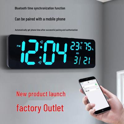 RGB Bluetooth Synchronisierende Wanduhr: Intelligenter leuchtender Wecker & ewiger Kalender