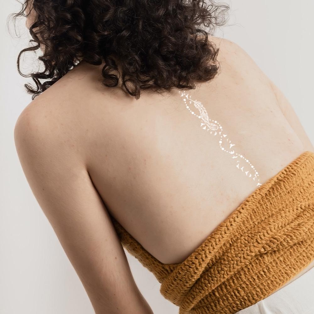 1 foaie de tatuaj temporar cu henna cu mandala albă, rezistentă la apă și durabilă